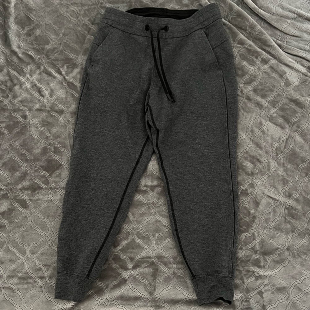 Lululemon joggers